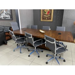 Réunion De La Table En Bois