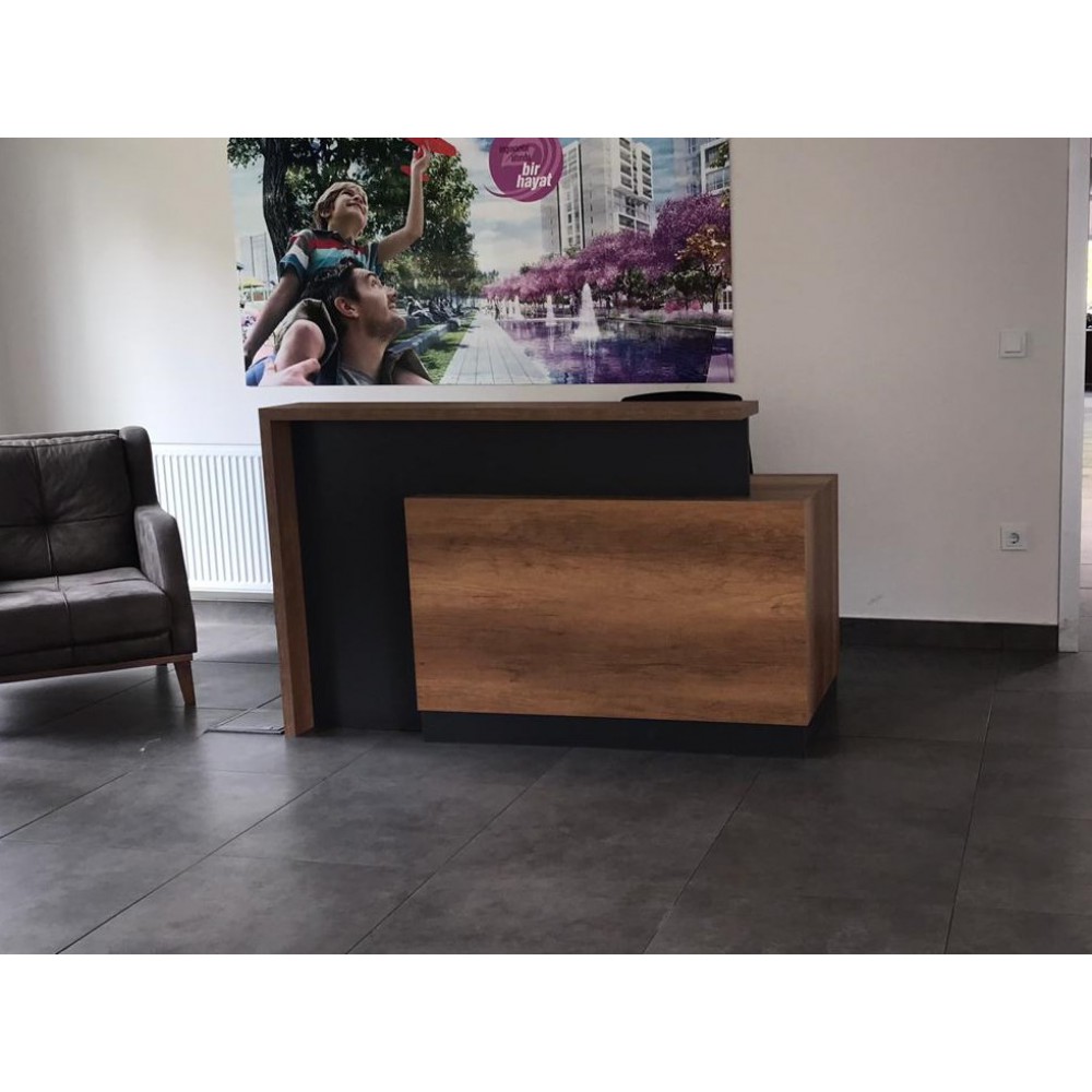 مكتب الاستقبال في لندن