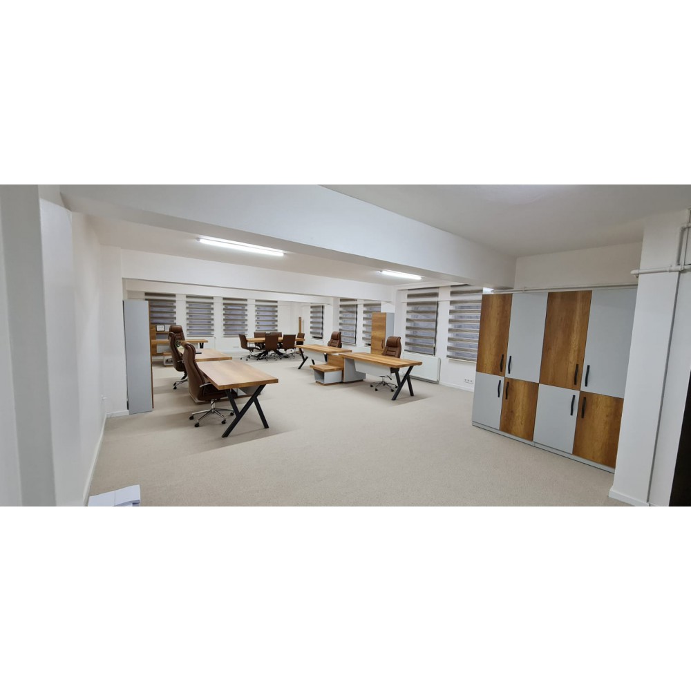 Tables Du Personnel Istanbul 