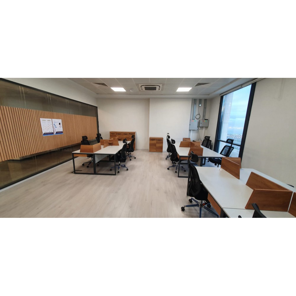 Bureau Multi Zealand Pour Quatre Personnes 276 X 138 Cm