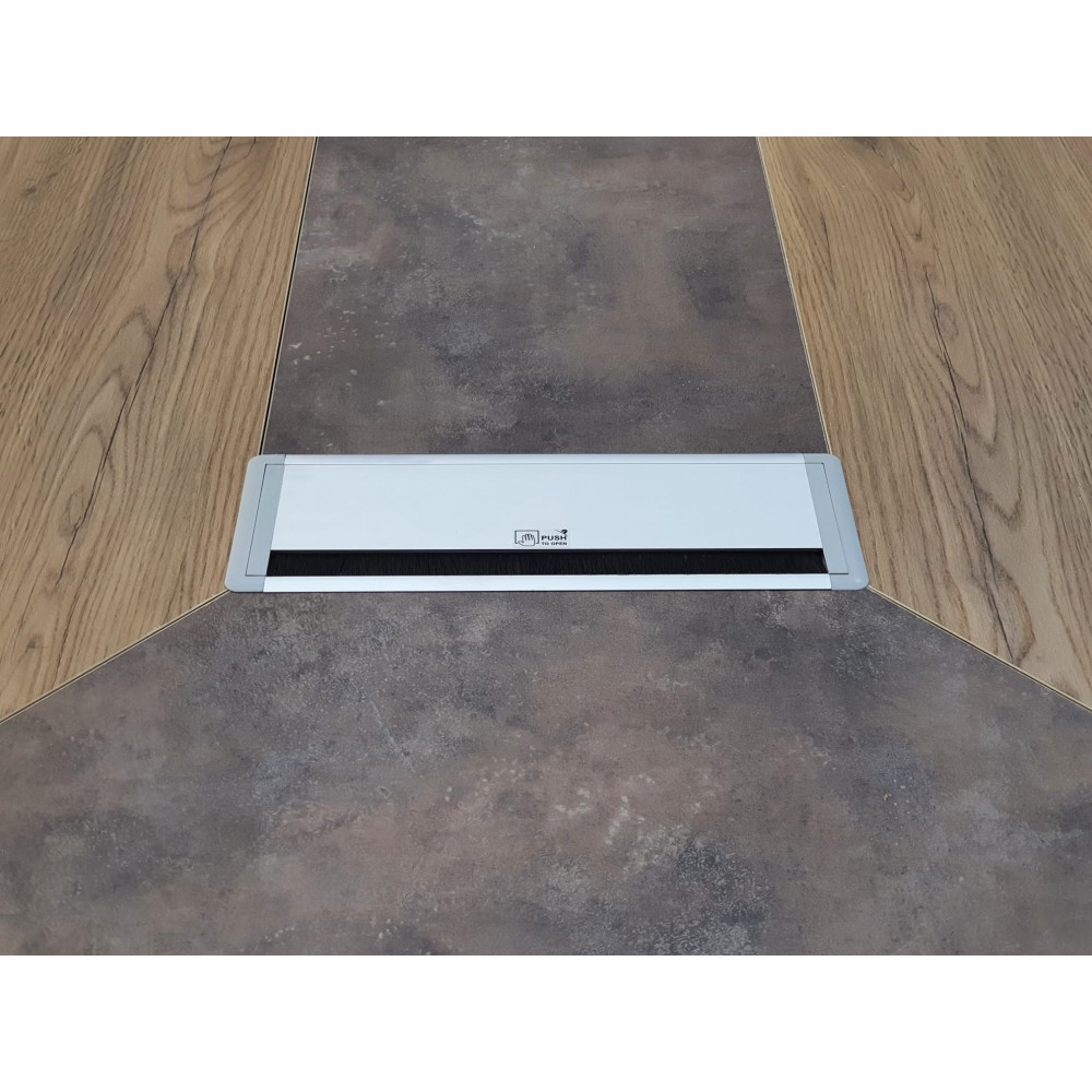 Böyük Oval Görüş Masası