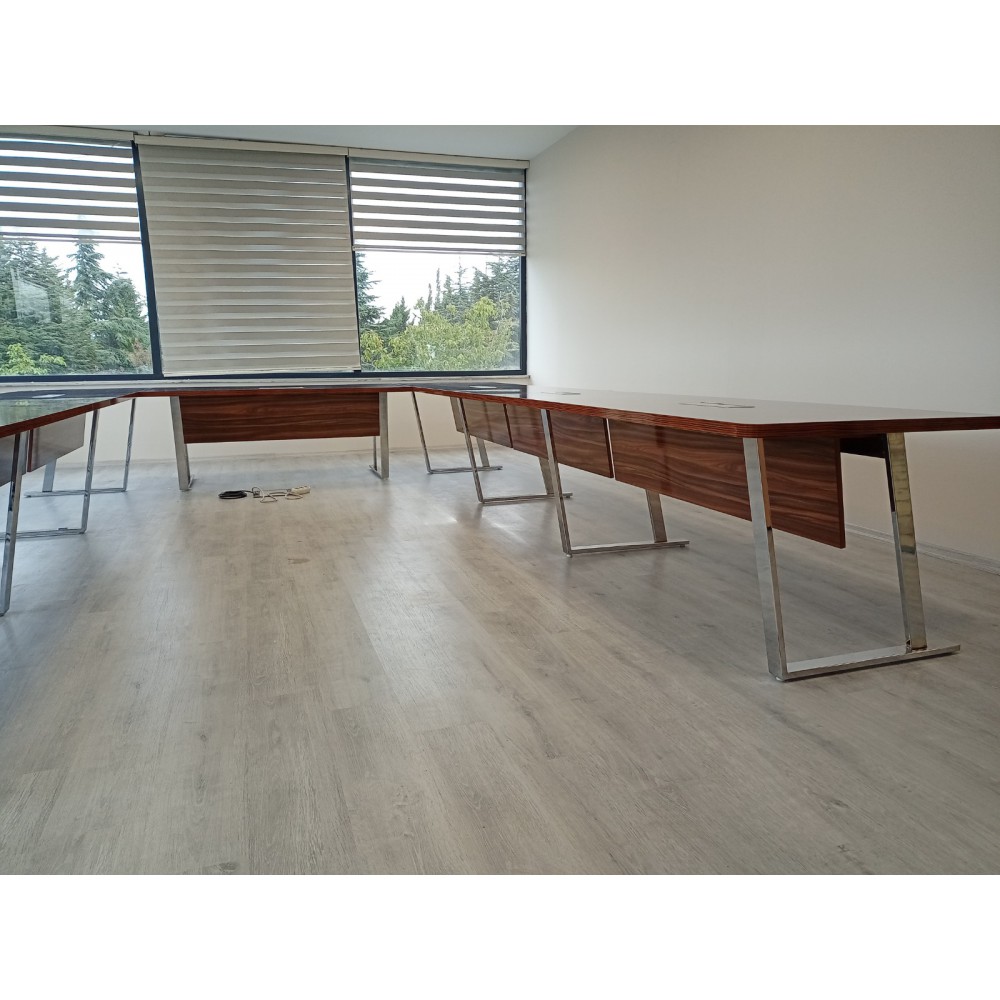 U Table De Réunion, Front Ajustable