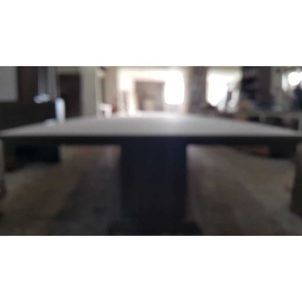 Réunion De La Table En Bois
