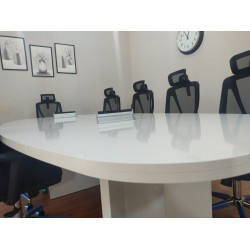 Böyük Oval Görüş Masası Blanc