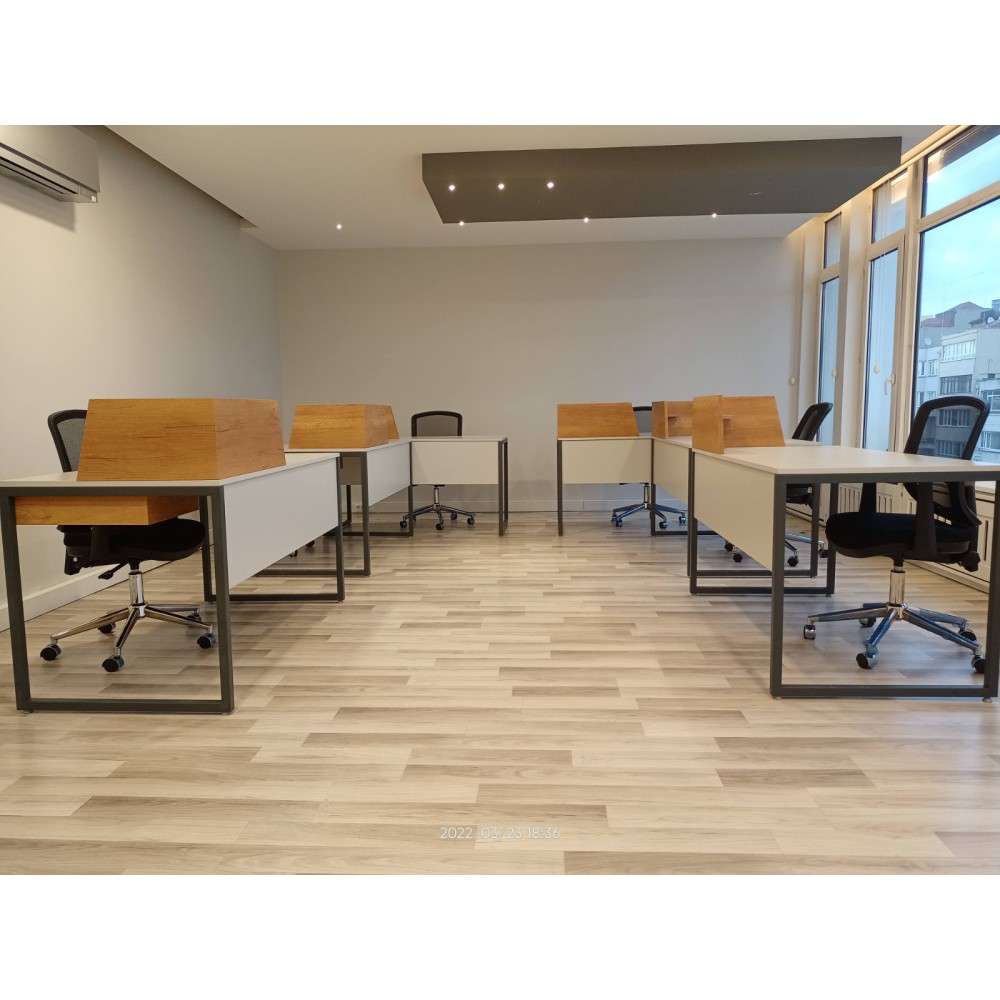 Bureau Multi Zealand Pour Quatre Personnes 276 X 138 Cm