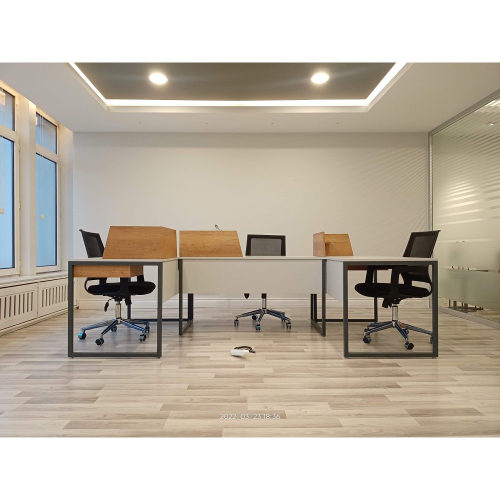 Bureau Multi Zealand Pour Quatre Personnes 276 X 138 Cm