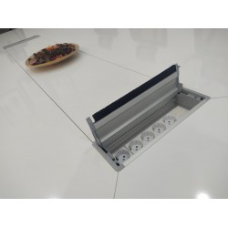 Böyük Oval Görüş Masası Blanc