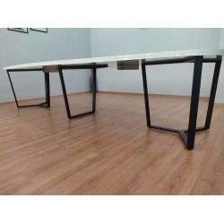 Böyük Oval Görüş Masası Blanc