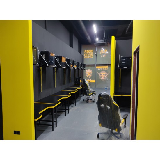Bureaux De Jeu Colizeum Et Meubles De Jeu