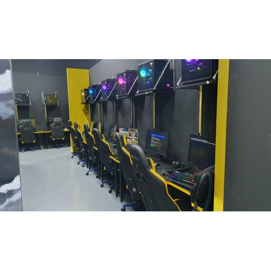 Bureaux De Jeu Colizeum Et Meubles De Jeu