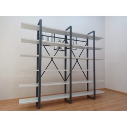 Bibliothèque Décorative Séparatiste İntermédiaire