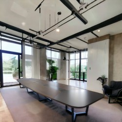 Grand Bureau De Réunion Ovale 20-22 Personnes