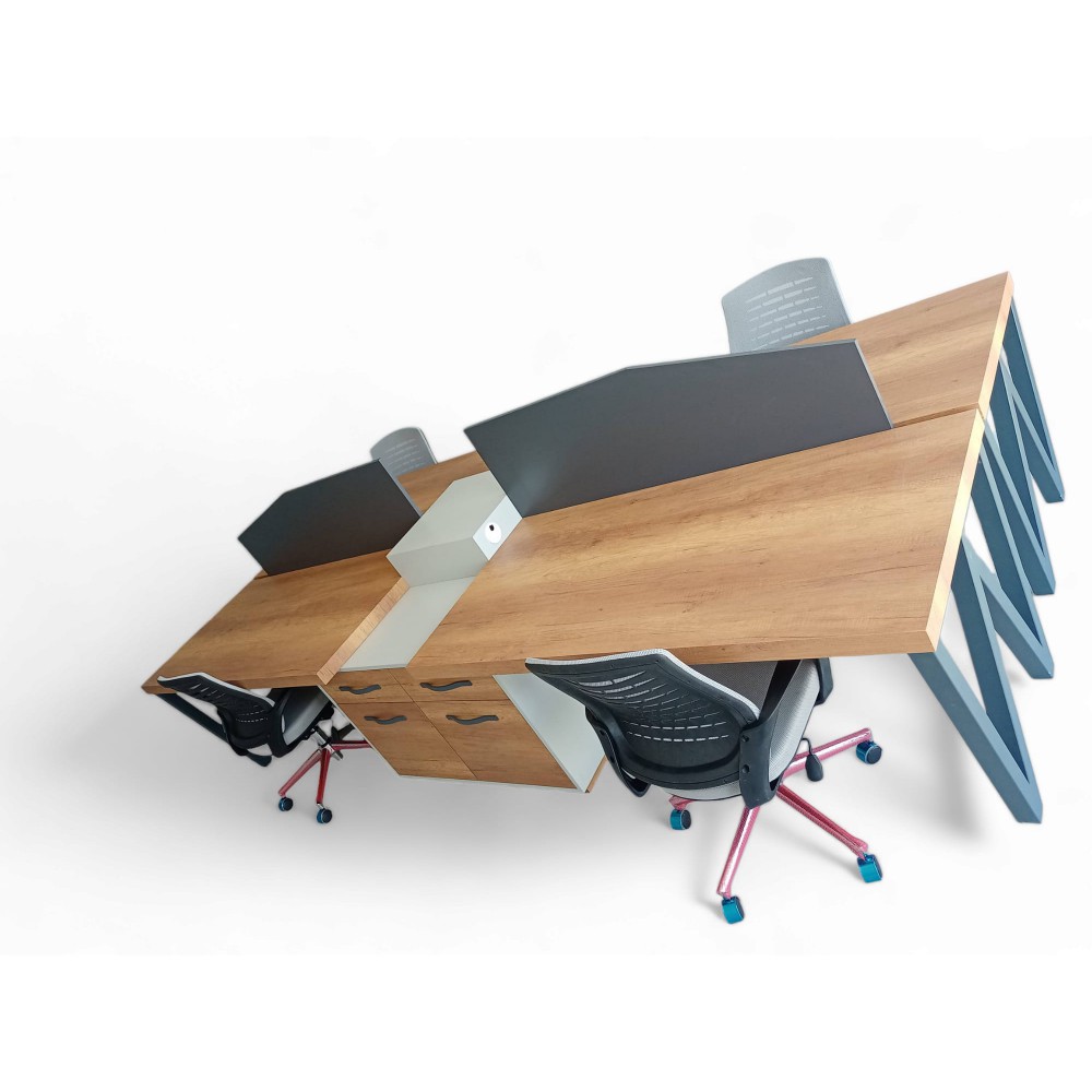 Bureau Pour Quatre Personnes