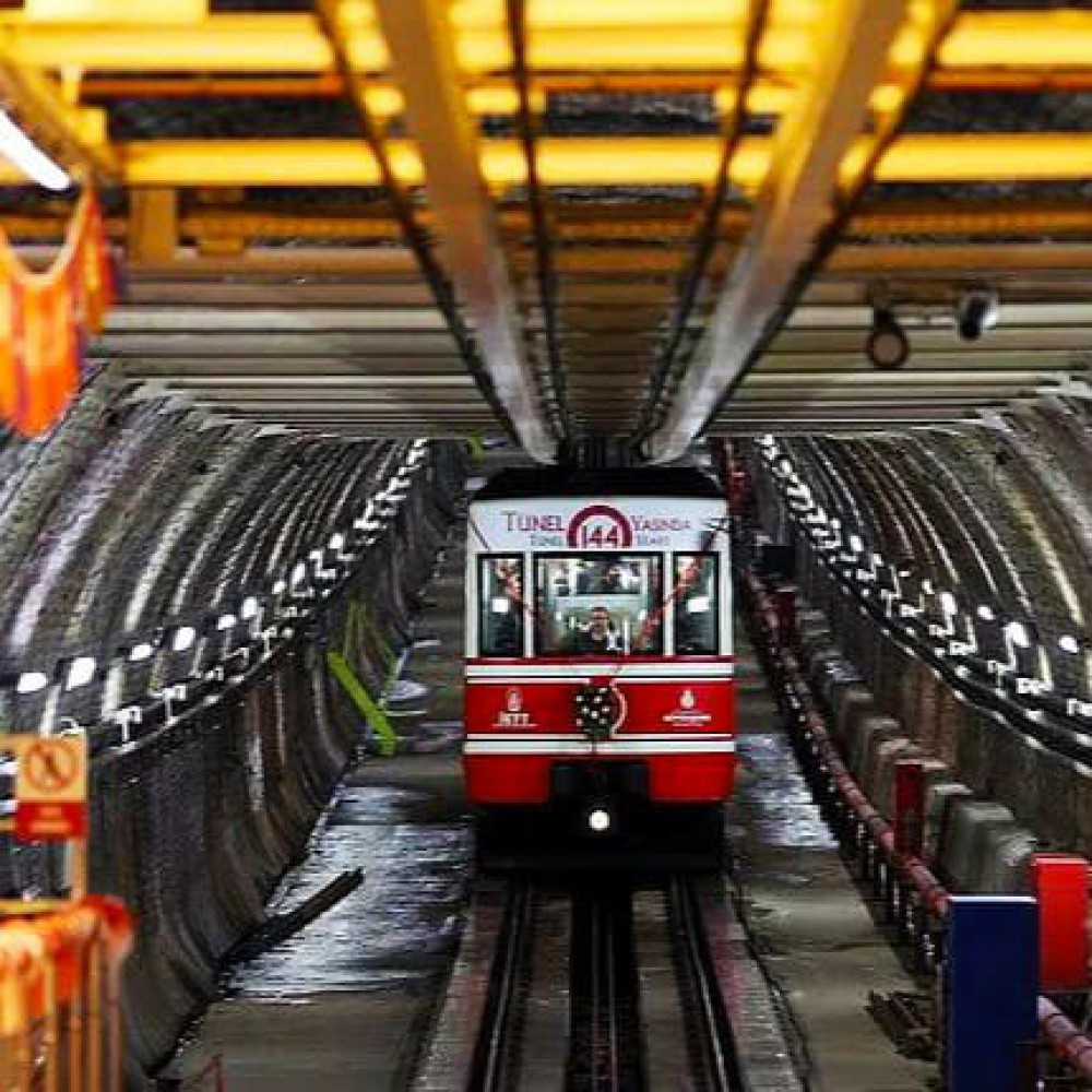 Iett - Direction Générale De L'Exploitation Du Tramway Électrique Et Des Tunnels D'Istanbul