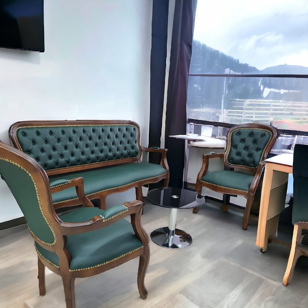 Costume de bureau classique britannique