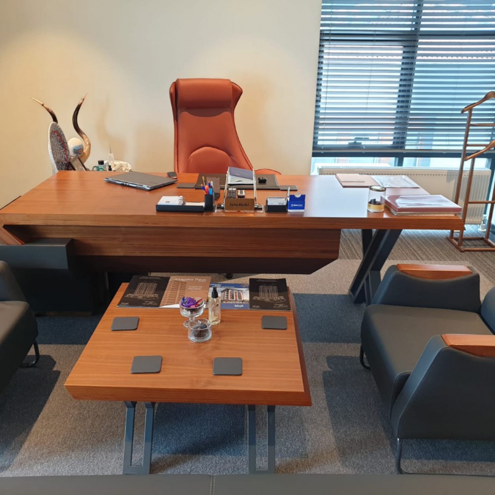 Ensemble de direction de bureau Neva