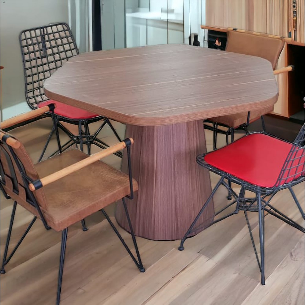 Pied conique en bois de réunion ronde