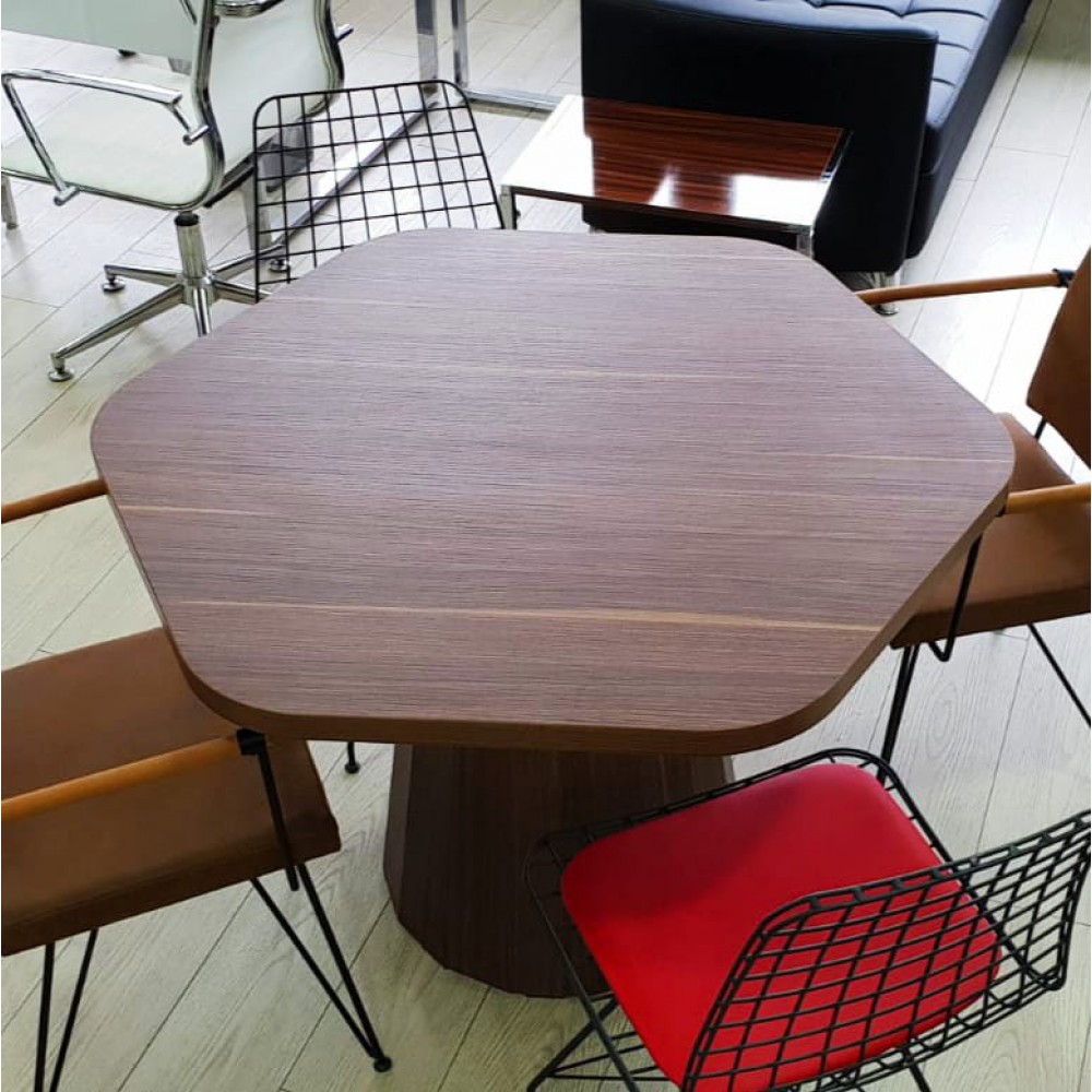 Pied conique en bois de réunion ronde