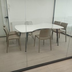 Böyük Oval Görüş Masası