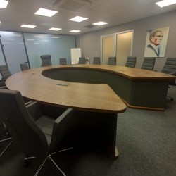 Table de réunion ronde