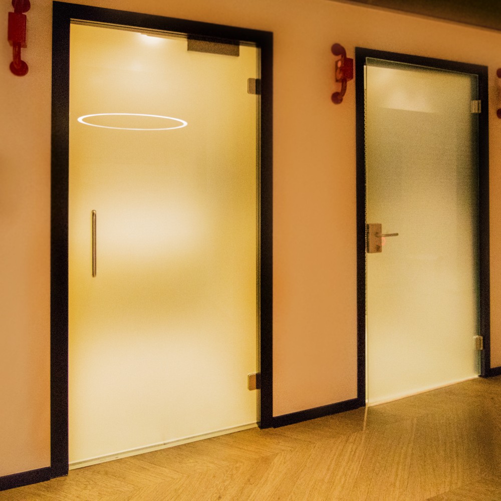 Systèmes De Cloisons À Portes Vitrées