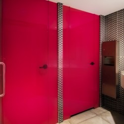 Systèmes de séparation d'évier en verre