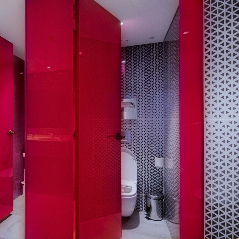 Systèmes de séparation d'évier en verre