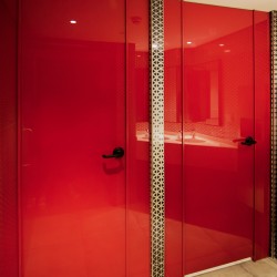 Systèmes de séparation d'évier en verre