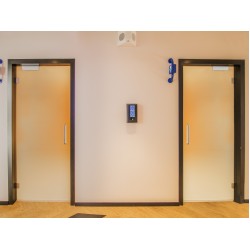 Systèmes De Cloisons À Portes Vitrées