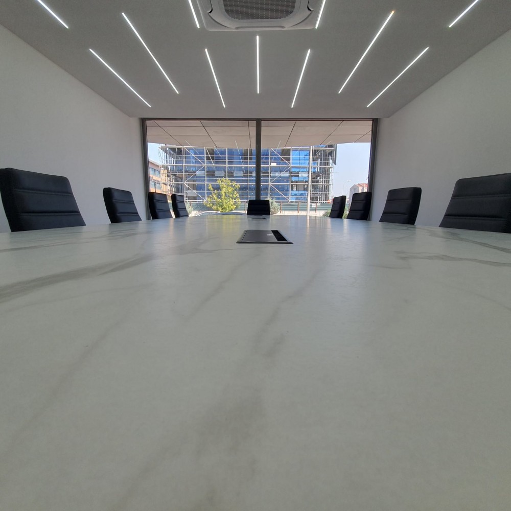 Table de réunion Rome