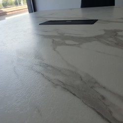 Table De Réunion En Métal Gök