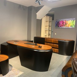 Ensemble de bureau d'autorité finale