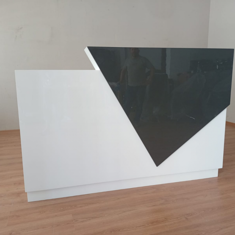 مكتب الترحيب روما