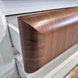 Ensemble de bureau d'autorité finale