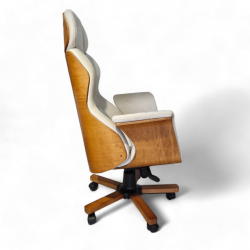 Ensemble de bureau d'autorité finale