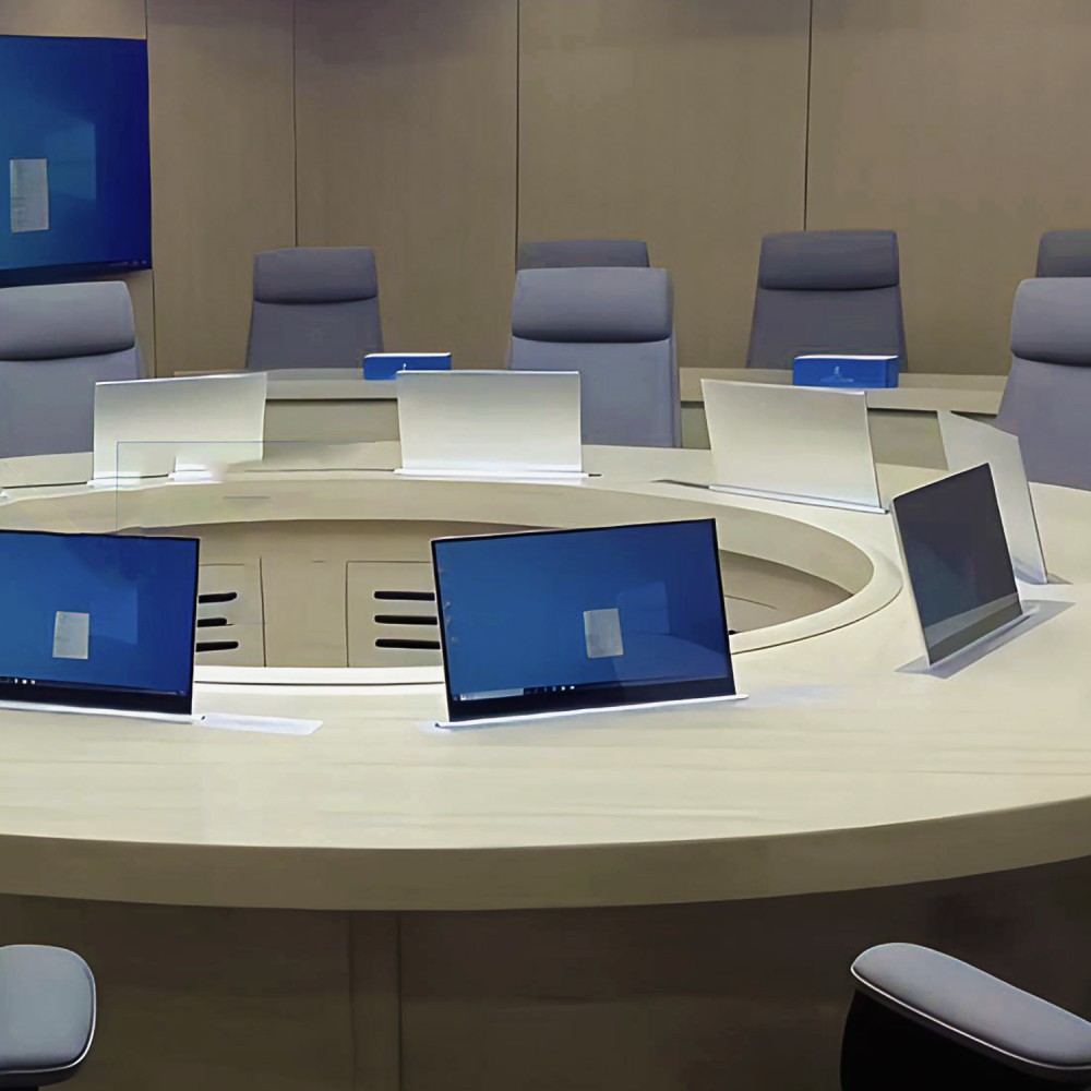 Écran rétractable motorisé