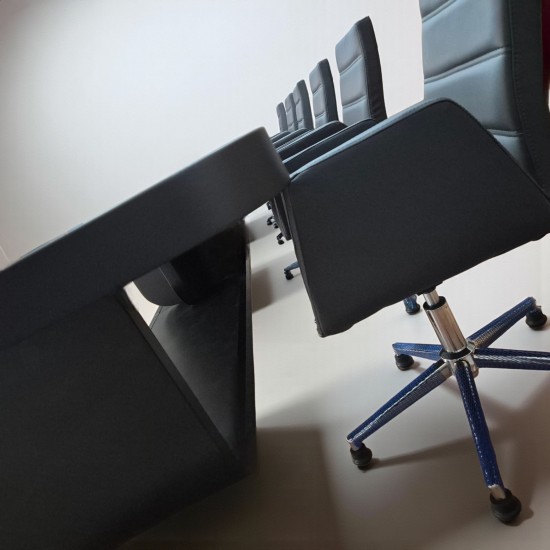 Grande Table De Réunion Laquée Noire Pour 20 Personnes