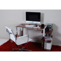 Este Bureau (Chef Du Plateau Est Un Morceau)