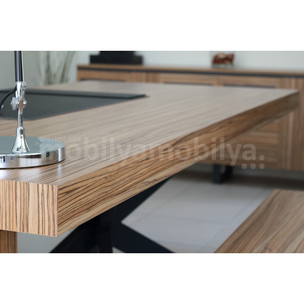 Bureau Exécutif Lexus Équipe