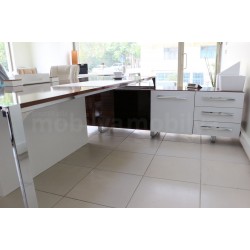 Bureau D'Istanbul Executive Team Porsche Terre Hg. Noyer