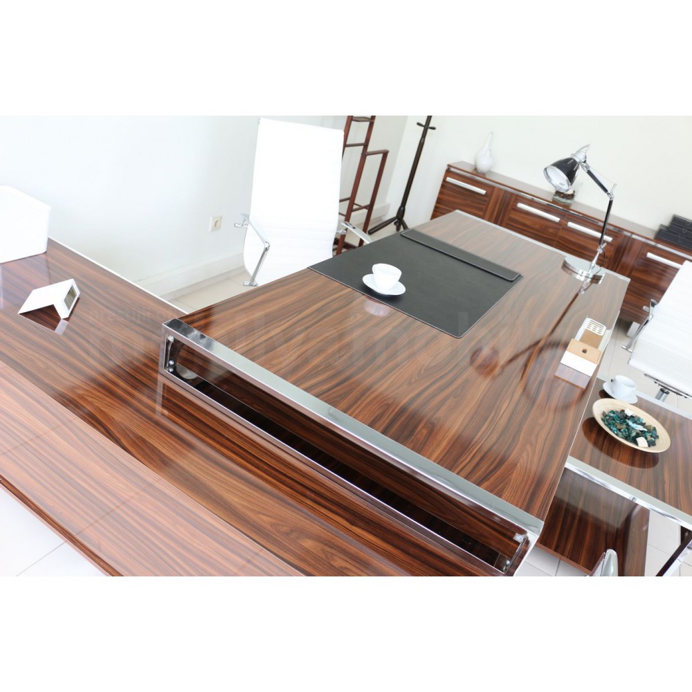 Bureau D'Istanbul Executive Team Porsche Terre Hg. Noyer